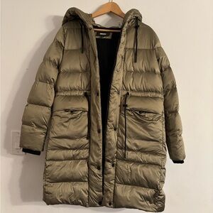 New DKNY Hooded Puffer Coat